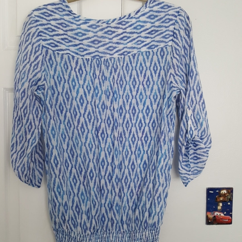 3 for $15 Studio semi sheer top. - Picture 2 of 3